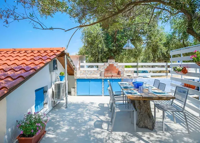 Agyrovoli Tatil Evi *